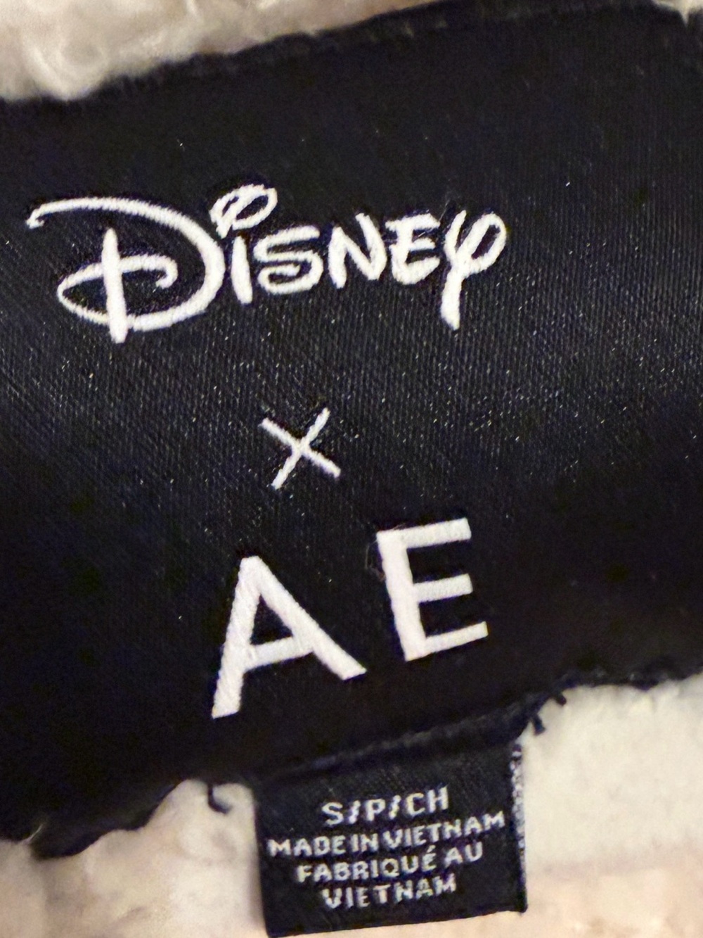 Disney x American Eagle Mickey Mouse Sherpa Hoodie Cream Cozy Fleece Size S - Picture 6 of 7